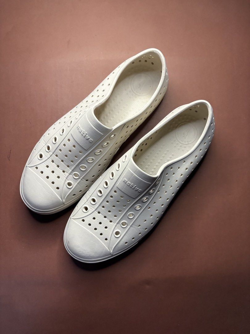 Native (Category: Sneakers) located in Cagayan de Oro. Submitted by _kai.thrift (Listing ID 1460587309, Image 2). Description: .