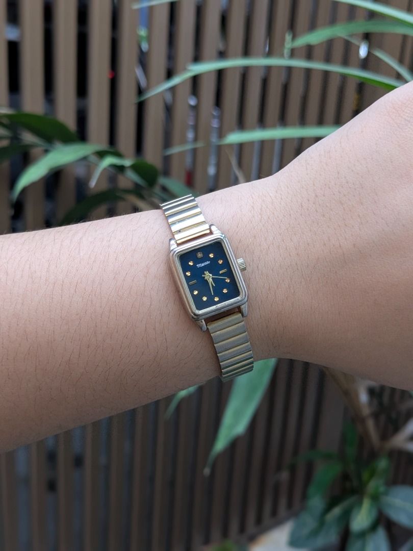 Nattito Rectangular Tank Blue Dial Watch (Category: Other Accessories) located in Quezon City. Submitted by nnncorner (Listing ID 1460646040, Image 3). Description: Original Nattito by J-Axis Rectangular Blue Dial Watch 100% Original 100% working 8.9/10 condition No scratches or hairlines on glass face Fits wrist 16-21cm adjustable With replacement box Selling 2,850.