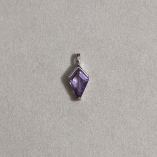 (Category: ) located in . Submitted by bleuvelyatelier (Listing ID 1460538817, Image 1). Description: .