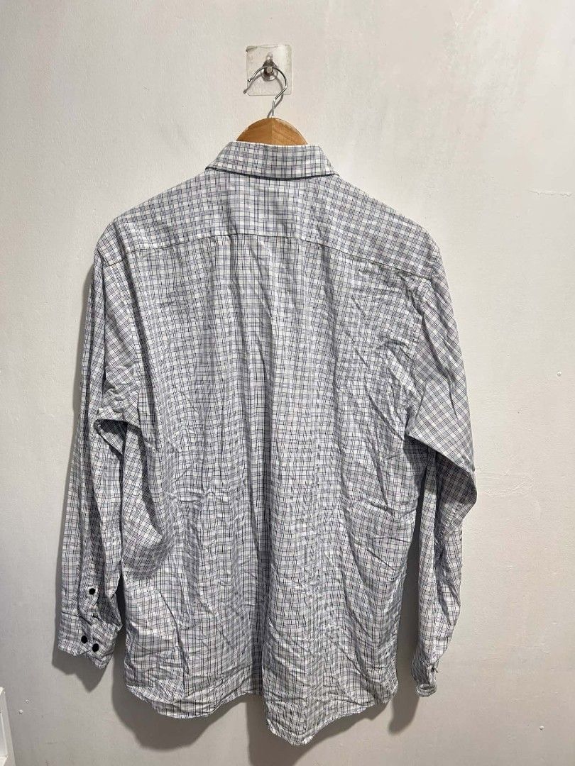 Nautica long-sleeve button-up shirt (Category: Tshirts & Polo Shirts ) located in Rizal. Submitted by thrift_finds_739 (Listing ID 1460586974, Image 2). Description: NO ISSUE | ALL BUTTONS ARE INTACT Color rate 9/10 Size : Medium L: 29 W: 23 Please manage your expectations — we open premium bulk ukay bundles shipped directly from the US! 🇺🇸.