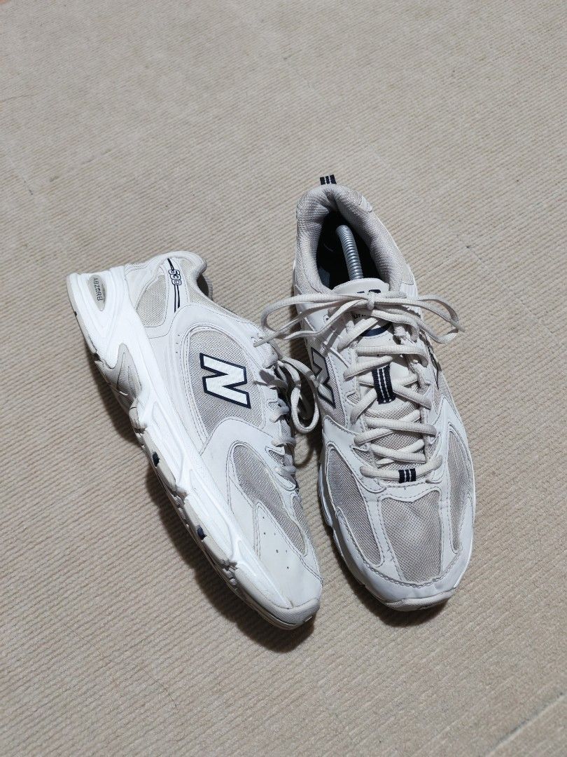 New Balance 530 Ivory (Category: Sneakers) located in Iligan City. Submitted by wantwears14 (Listing ID 1460553869, Image 1). Description: Favorite color way of NB 530 Very Presentable fit to trend outfit.