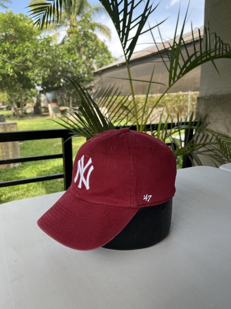 New York Yankees Dad Hat (Category: Caps & Hats) located in Kalibo. Submitted by gogettathrift (Listing ID 1460511555, Image 2). Description: ❗️Thrifted Caps❗️ New York Yankees Dad Hat Excellent Condition 9/10 color rate ₱550.00 only.