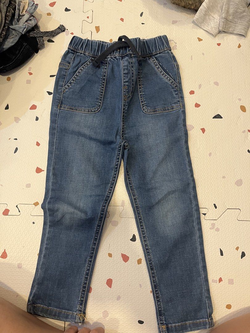 Next Jeans kids 2-3 Yo (Category: Babies & Kids Fashion) located in Las Pinas. Submitted by preloved_mum (Listing ID 1460536926, Image 1). Description: - Brand: Next - Type: Blue Denim Jeans - Size: 2-3 years - Features: Elastic waistband with drawstring, two front pockets - Ideal for: Everyday wear and play.