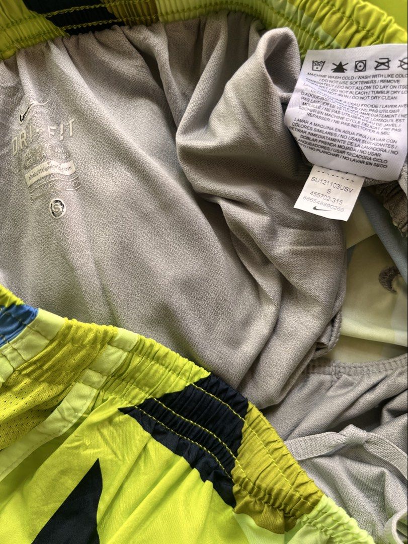 Nike (Category: Shorts) located in Manila. Submitted by lardo.599 (Listing ID 1460628413, Image 2). Description: Excellen condition No issue 10/10 color rate.