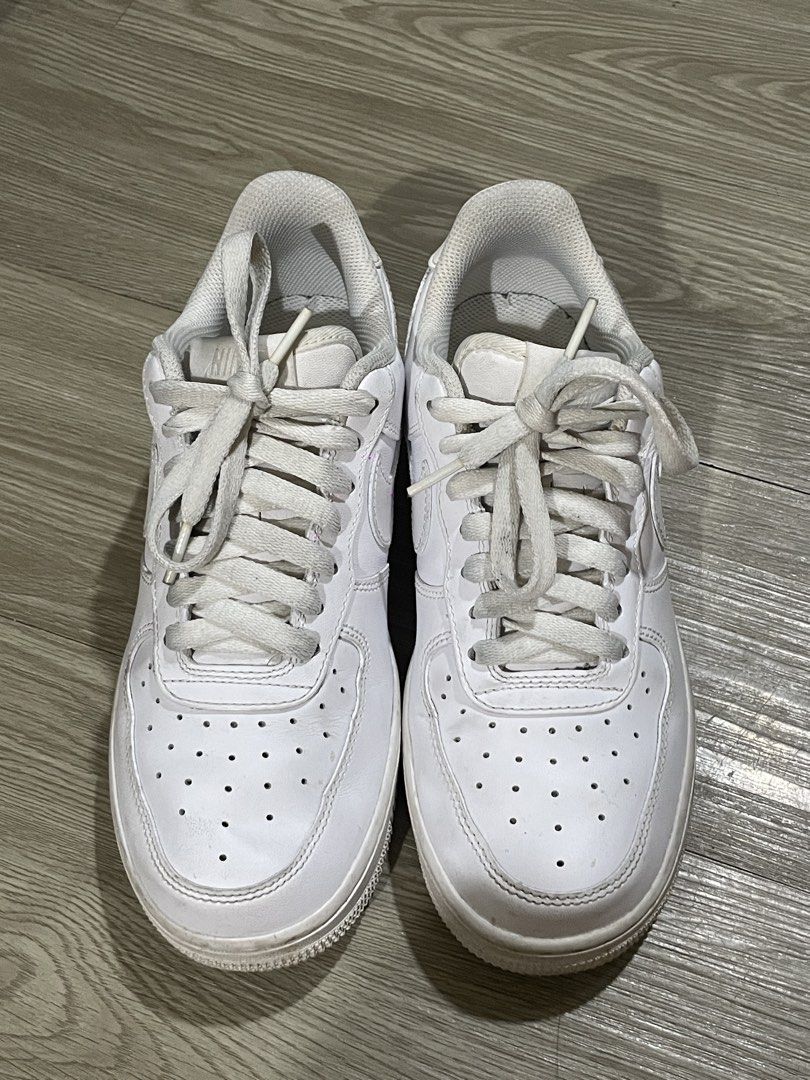 Nike Air Force 1 White Sneakers (Category: Sneakers) located in Rizal. Submitted by abibi_ (Listing ID 1460569228, Image 2). Description: - Classic white Nike Air Force 1s - Laces included - Perfect for casual wear - A must-have for any sneaker collection.