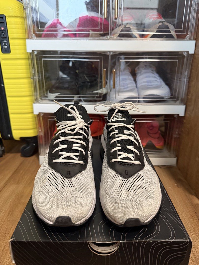 Nike Airmax Flyknit Racer (Category: Sneakers) located in Quezon City. Submitted by callmeo (Listing ID 1460511864, Image 2). Description: Airmax Flyknit Racer 🇺🇸 US 9 👟 Casual wear 🏃 Usage: less than 10x 💰 ₱1500 📌 CONDITION All shoes are used but well taken care of. Please refer to the photos for the actual condition. Reason for selling: Decluttering 📦 Shipping available 📍 Location: Proj. 4/Cubao 💬 PM for inquiries / additional photos ❌