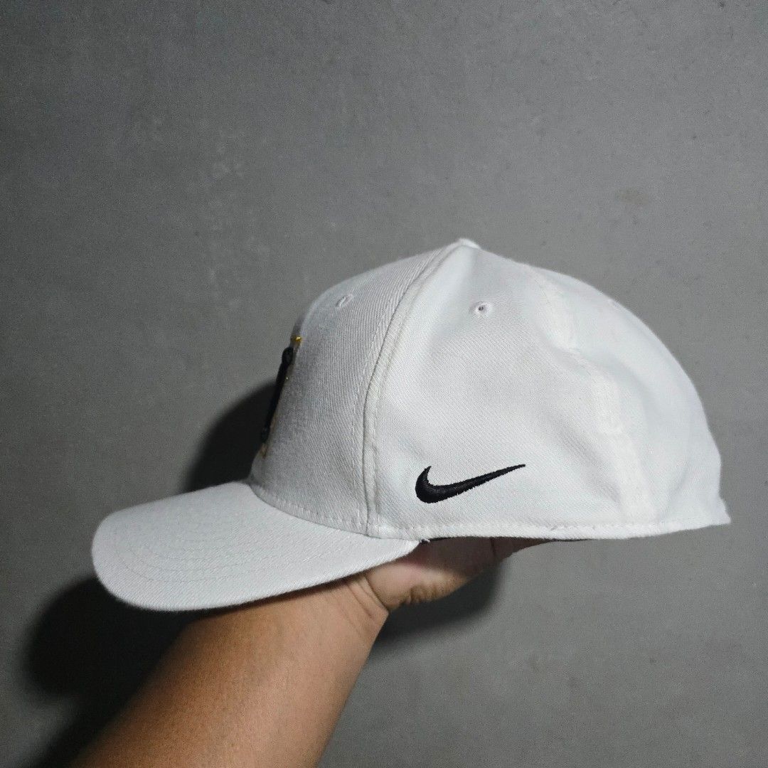 Nike Close Cap (Category: Caps & Hats) located in Quezon City. Submitted by SuotKalyeManila (Listing ID 1460525321, Image 3). Description: Manage your expectations ukay ukay caps po ito at hindi po brand new pero minsan mga flaws pero wearable naman ang presyo po ay depende sa kondisyon ng cap Condition: Excellent Size: One Size Fits All Color Rate: 9.5/10 No Issue Laba na po and ready to wear pm for details .