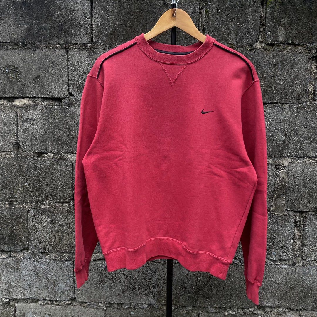 Nike Crewneck (Category: Coats, Jackets and Outerwear) located in Urdaneta. Submitted by rthrift_shop19 (Listing ID 1460684539, Image 1). Description: Width: 22” Length: 25” Condition 8/10 Color rate 8/10 Mode of Payment: Gcash, Gotyme, Bank Transfer Delivery via J&T Express.