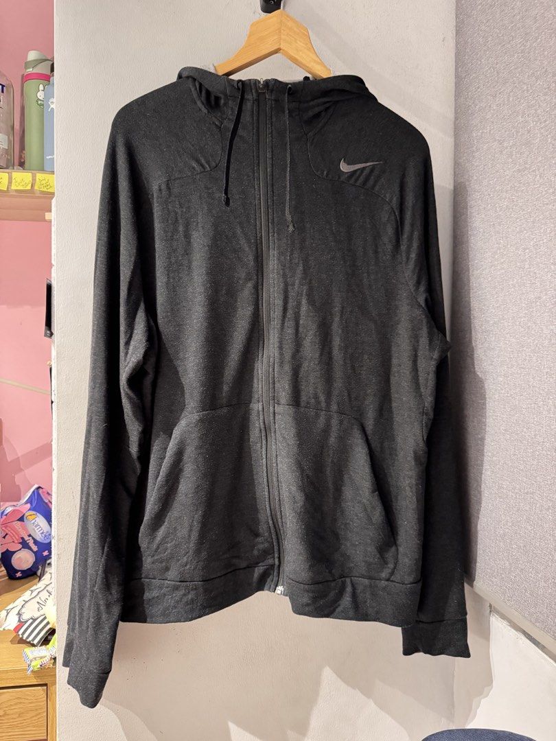 Nike Dark Gray Dri-fit Jacket (Category: Coats, Jackets and Outerwear) located in Manila. Submitted by nadinecarlos (Listing ID 1460666268, Image 1). Description: Super Stretchy Dimes: W23.5 x L28.5.
