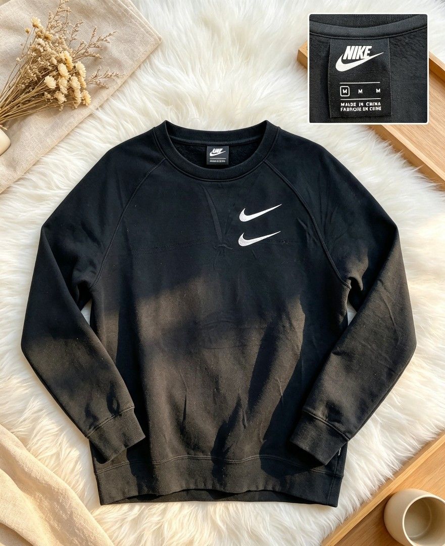 Nike Double Swoosh Black Sweatshirt Size M (Category: Coats, Jackets and Outerwear) located in Manila. Submitted by momofunodos (Listing ID 1460633478, Image 1). Description: - Black Nike sweatshirt - Features iconic double swoosh logo - Raglan sleeves for a comfortable fit - Size: Medium (M) - Made in China - Ideal for everyday casual wear note! ✅BUY AT YOUR OWN RISK ✅KAU NA BAHALA MG LEGIT ✅ ✅KAU MG DEDECIDE, WAG PO ISISIS SKEN ANG DESISYON NIO