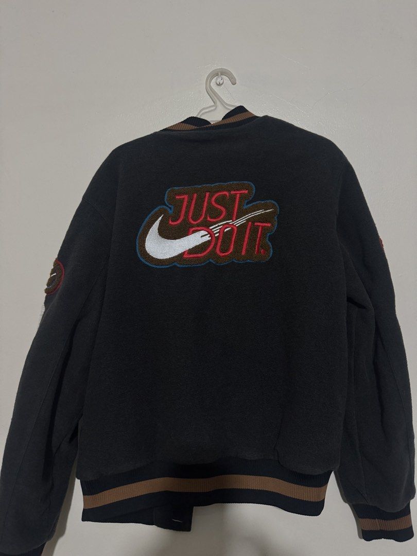 Nike Leap High Fleece Bomber Jacket (Category: Coats, Jackets and Outerwear) located in Caloocan City. Submitted by coolguyjherold (Listing ID 1460655068, Image 3). Description: Nike Sportswear “Leap High” Fleece Varsity Bomber Jacket (Year of the Rabbit Collection) 2023 size Small loc: North Caloocan.