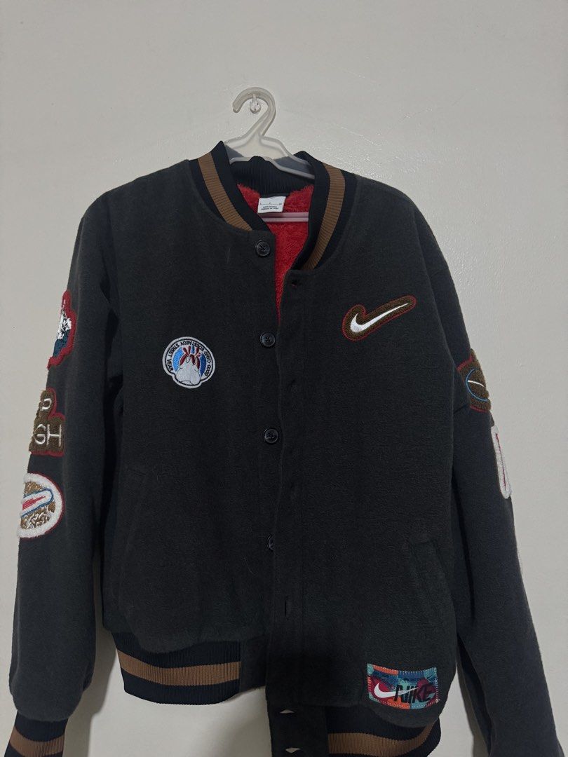 Nike Leap High Fleece Bomber Jacket (Category: Coats, Jackets and Outerwear) located in Caloocan City. Submitted by coolguyjherold (Listing ID 1460655068, Image 2). Description: Nike Sportswear “Leap High” Fleece Varsity Bomber Jacket (Year of the Rabbit Collection) 2023 size Small loc: North Caloocan.