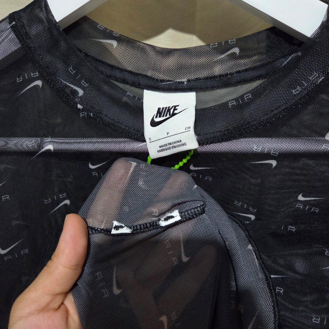 NIKE MESH CROP (Category: Activewear) located in Santiago. Submitted by fromboxes (Listing ID 1460638979, Image 2). Description: like new loose type keri till med.
