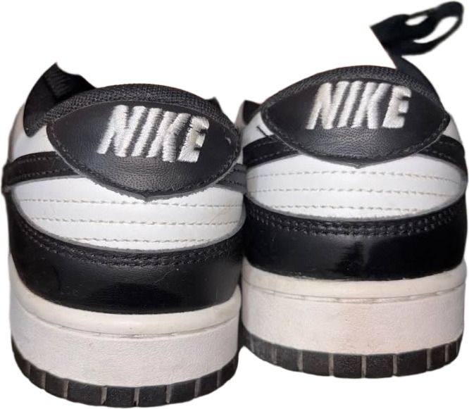 Nike Dunks Panda (Category: Sneakers) located in Bamban. Submitted by diffie_stuff (Listing ID 1460513597, Image 2). Description: condition: like new size: us 9.5 eur 43 Directly message!.