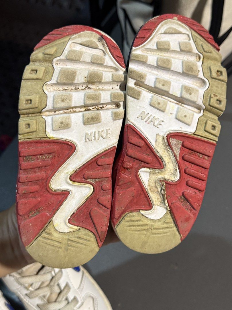 Nike Shoes for toddler (Category: Babies & Kids Fashion) located in El Nido. Submitted by ZyraChaves_1297 (Listing ID 1460633180, Image 3). Description: Take this 2 pairs for only 550 Size 6.5 and 7C hood for 1-2yrs old.