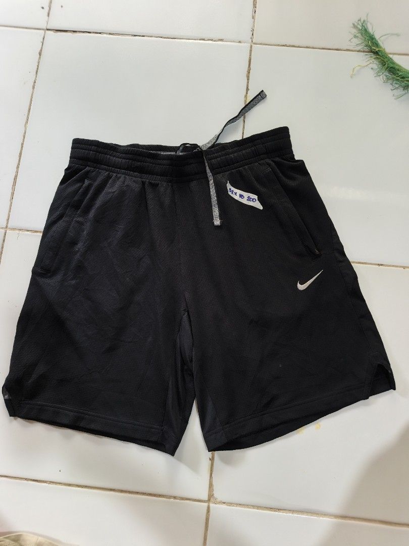 Nike short (Category: Activewear) located in Tacurong. Submitted by lyjetbrandedfinds_1827 (Listing ID 1460526448, Image 3). Description: .
