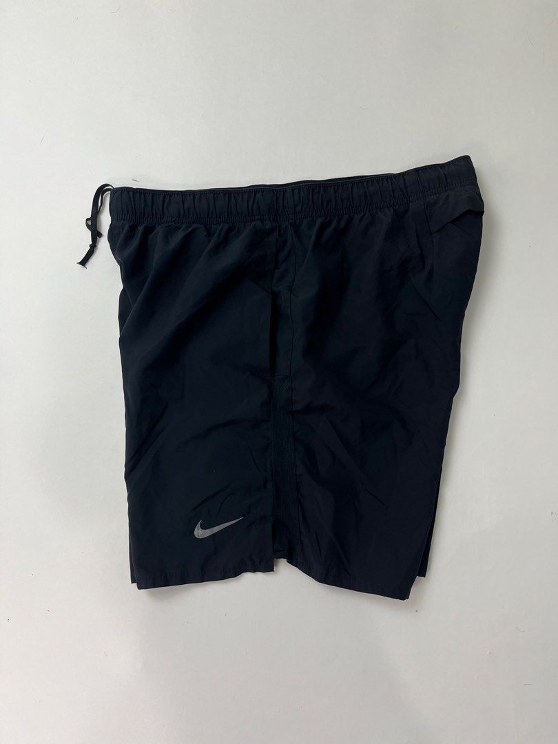 Nike Shorts (Category: Shorts) located in Makati City. Submitted by ufcknwthbst (Listing ID 1460554963, Image 2). Description: 18 inch length 9.5/10 condition No issue.