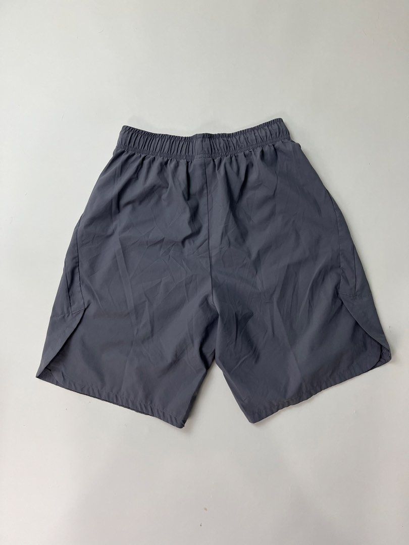 Nike Shorts (Category: Shorts) located in Makati City. Submitted by ufcknwthbst (Listing ID 1460555420, Image 3). Description: 20 inch length 9.5/10 condition No issue.