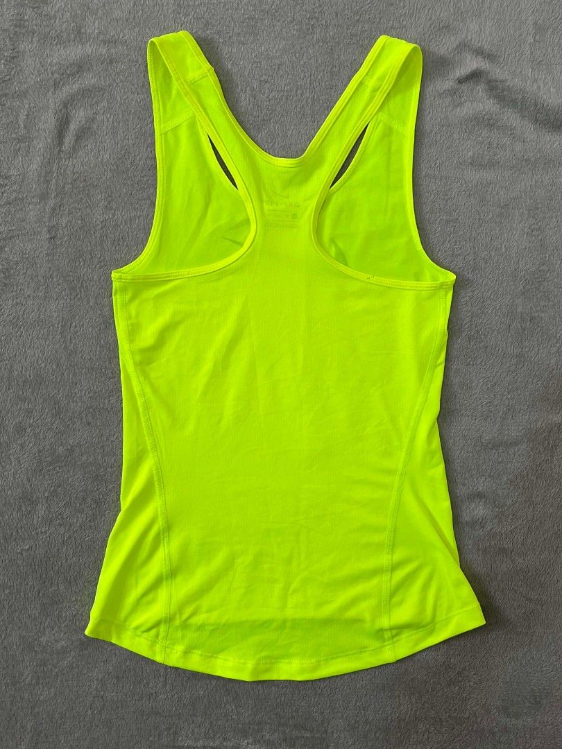 Nike swoosh tanktop (Category: Activewear) located in Manila. Submitted by zenwind_3cdc42 (Listing ID 1460601214, Image 3). Description: Nike Swoosh Tank Top Women's •Authentic Excellent Condition •Ready to use •₱499 php Only Below SRP •Cut Tags •Add shipping via J&T // Door to door // •Gcash // Cash // Accepted •Bulaxan loc.