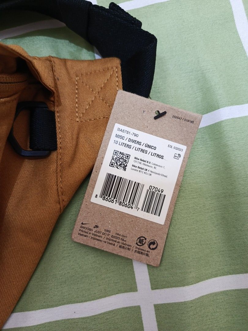 Nike Tech Hip Pack (10L) (Category: Sling Bags) located in Marikina City. Submitted by isseisells (Listing ID 1460508077, Image 2). Description: Brand New, with tags..