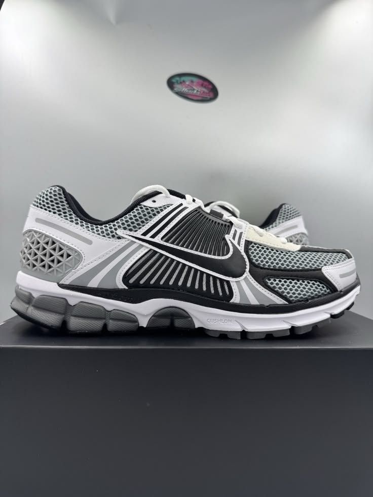 NIKE VOMERO 5 (Category: Sneakers) located in Manila. Submitted by legitseller1103 (Listing ID 1460555962, Image 3). Description: PRE ORDER ETA 2-3 DAYS AVAILABLE SIZE 36 TO 45 COMPLETE WITH BOX MOP: GCASH COURIER: LALAMOVE OR J&T PROCESS ORDER DP: 2K COD: REMAINING BALANCE PREFER SIZE .