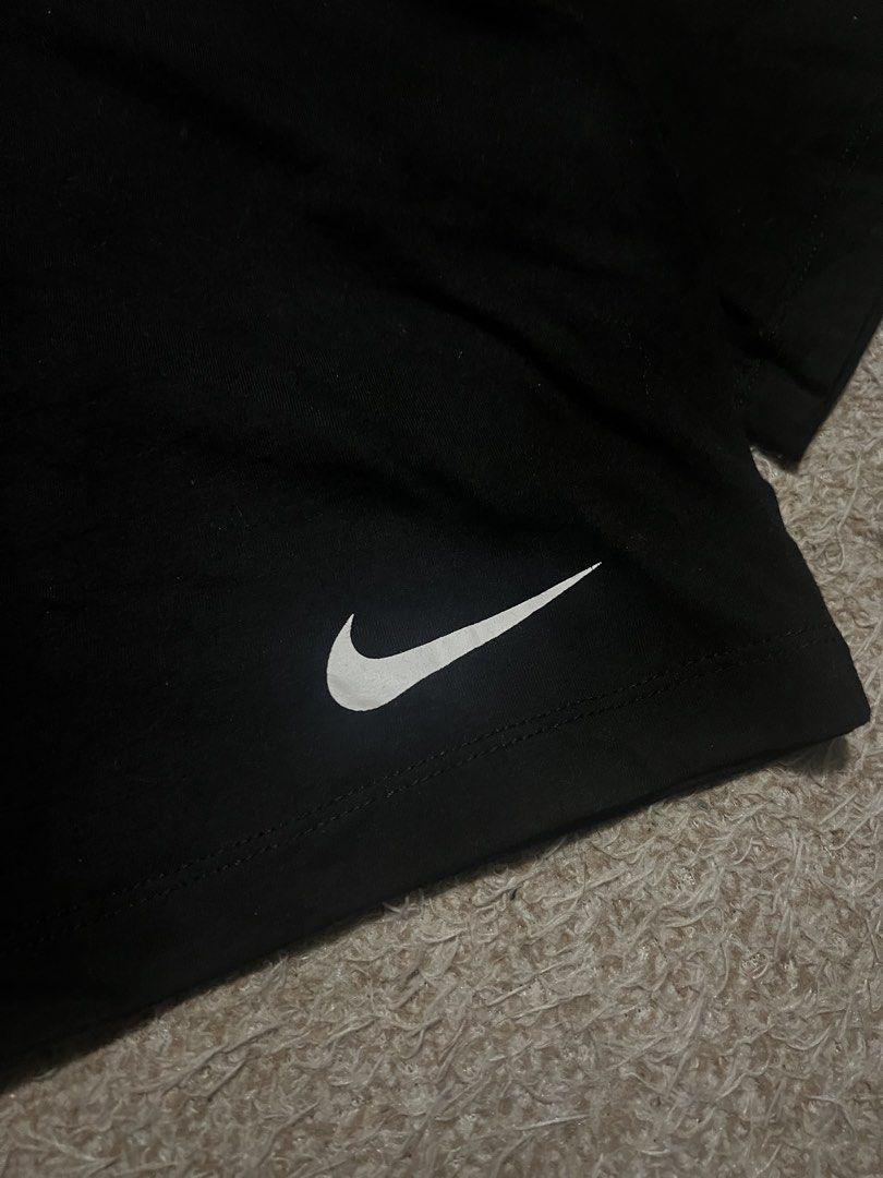 Nike W Swoosh Top Ss Mock Black (Category: Activewear) located in Mexico. Submitted by iseemiyakee. (Listing ID 1460576846, Image 2). Description: Size Large 17.5 w x 17 length no issue excellent condition .