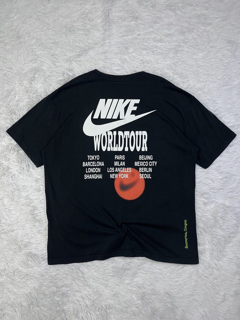 NIKE WORLDTOUR (Category: Tshirts & Polo Shirts ) located in Manila. Submitted by bagayanagi11491 (Listing ID 1460523878, Image 1). Description: Excellent Conditions Size: XL DIMES: 23-24x29 Issue: none .