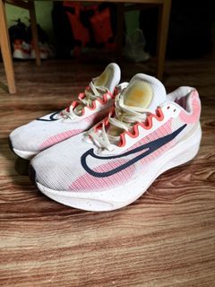 (Category: ) located in . Submitted by solesearchin (Listing ID 1460653670, Image 1). Description: .