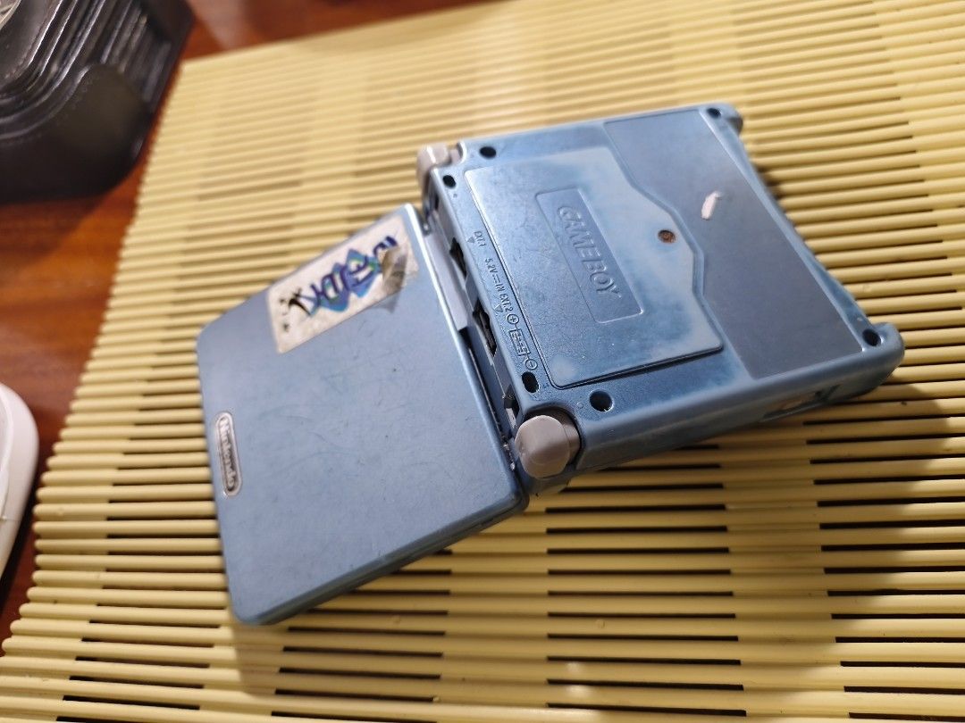 Nintendo Gameboy Advance SP (Category: Nintendo) located in Baguio. Submitted by alk08 (Listing ID 1460585804, Image 2). Description: as is not tested.