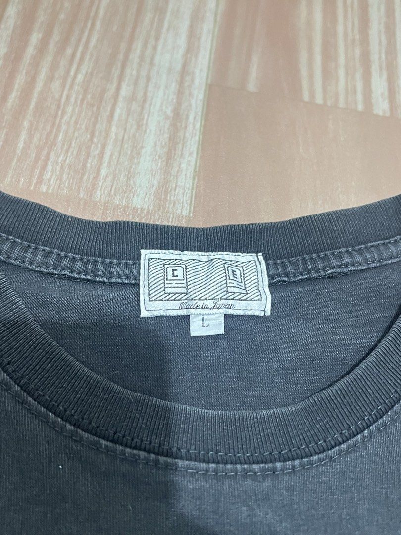 nirvana x cav empt (Category: Tshirts & Polo Shirts ) located in Naga. Submitted by retro_rackph (Listing ID 1460597531, Image 3). Description: one small hole size large.