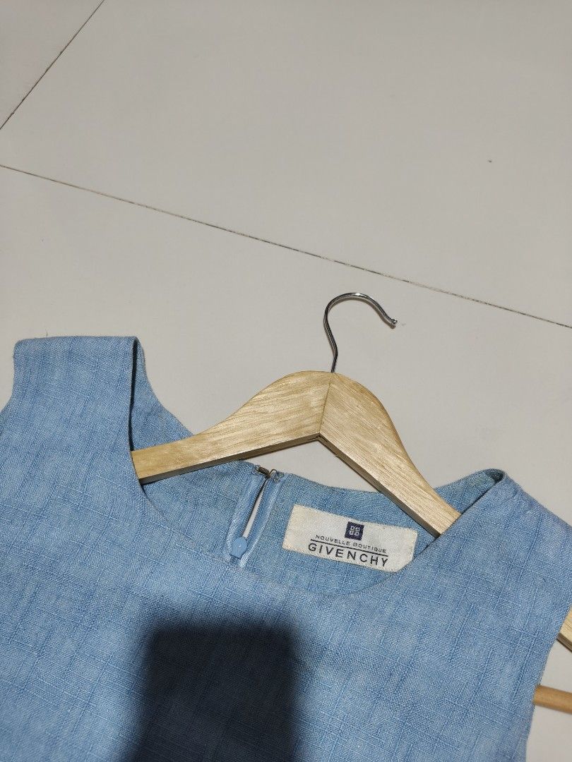 NOUVELLE BOUTIQUE GIVENCHY (Category: Dresses) located in Manila. Submitted by gelove.thrift (Listing ID 1460635042, Image 1). Description: .