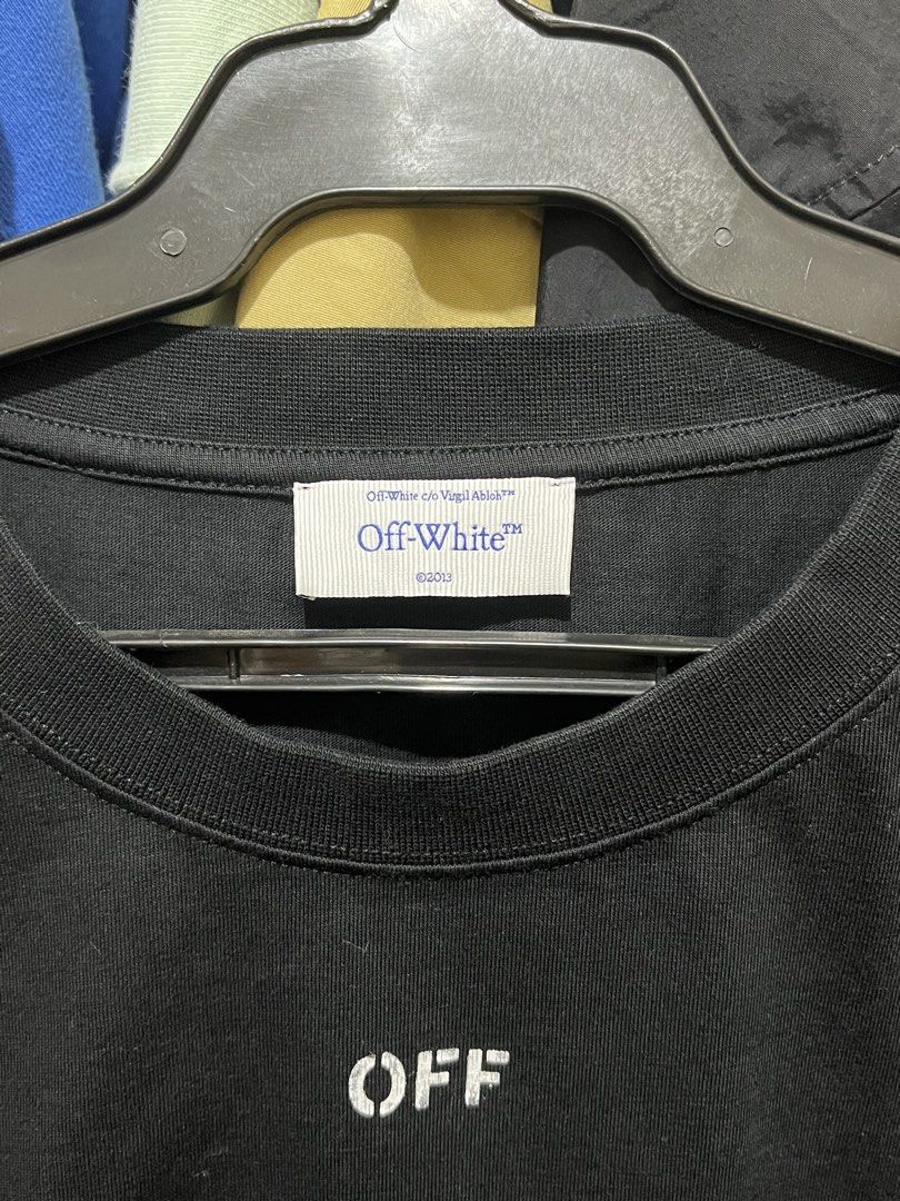 Off-White Dices Skate Shirt (Category: Tshirts & Polo Shirts ) located in Mandaluyong City. Submitted by pepitomanaloto_777 (Listing ID 1460537139, Image 2). Description: Off-White Dices Skate 🎲 Worn once Size: L-XL Price: 5,500 Srp: 25k Location Mandaluyong 📍 MOD: Grab/Lalamove/JNT 🚚 MOP: Gcash/Bdo Transfer 💳 No return/Exchange/Refund ❌ No COD/COP Transaction ❌ Need 50% DP for reservation (Non Refundable) PS: Buy with confidence 🫡📌.