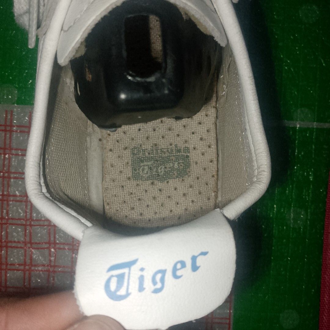 ONITSUKA TIGER (Category: Casual Shoes) located in Cainta. Submitted by jheyypagudar (Listing ID 1460709967, Image 2). Description: - NO CANCEL -NO REFUND -GCASH PAYMENT -JNT,LALAMOVE,MEET UP.