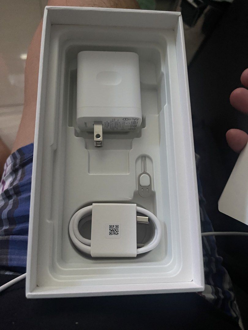 Oppo A5 (Category: OPPO) located in Las Pinas. Submitted by dizoned (Listing ID 1460613105, Image 2). Description: Brand new.