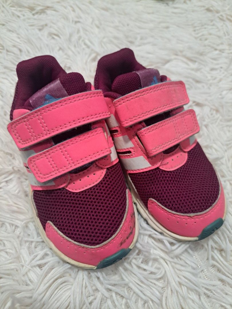 ORIGINAL ADIDAS SHOES FOR KID (Category: Babies & Kids Fashion) located in Quezon City. Submitted by kimlynandaya (Listing ID 1460652374, Image 3). Description: ORIGINAL ADIDAS SHOES FOR KID 1st price: US:6k UK:5½ FR:22 CM:13 2nd price: US:7 UK:6½k FR:23½ CM:14 3rd price: US:6k UK:5½k FR:22 CM:13 4th price: US:6k UK:5½k FR:22 CM:13 .