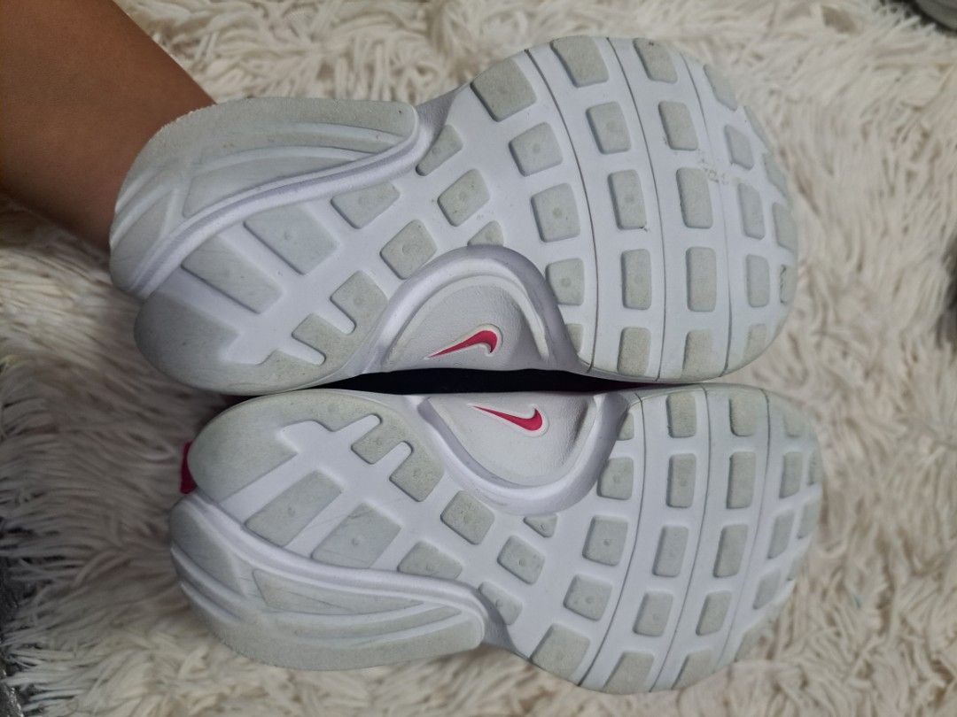 ORIGINAL NIKE SHOES FOR KID (Category: Babies & Kids Fashion) located in Quezon City. Submitted by kimlynandaya (Listing ID 1460649390, Image 3). Description: ORIGINAL NIKE SHOES FOR KID 1st price: US:6c UK:5.5 EUR:22 CM:12 2nd price: US:7c UK:6.5 EUR:23.5 CM:13 3rd price: US:10c UK:9.5 EUR:27 CM:16 4th price: US:8c UK:7.5 EUR:25 CM:14 .