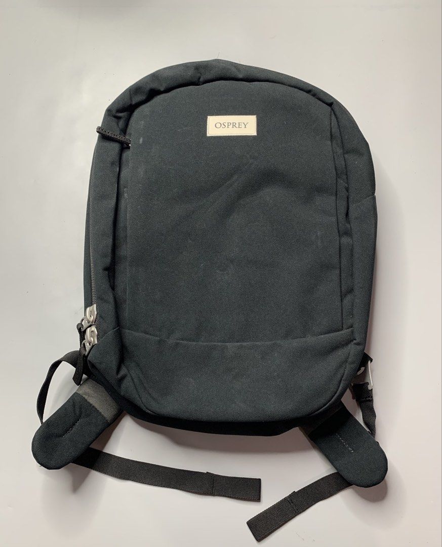 Osprey Arcan Backpack (Category: Backpacks) located in Binan City. Submitted by disqualified_but_undefeated (Listing ID 1460630271, Image 1). Description: WTS!!! 🔥🔥🔥🔥🔥 Osprey Arcane Small Backpack Unisex Height- 16 inches Width- 13 inches In Excellent Condition Minimal issue: Na Cut Ung Bellcrow lock ng sa Laptop Sleeves Please Check Detailed Photos Posted For Your Reference Thankyou 📩📩📩 DM to Purchase Grab it now! Thanks! •Osprey Arcane 