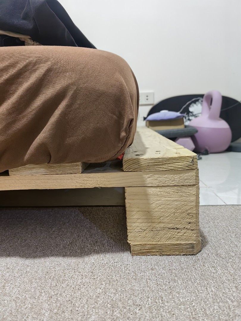Pallet Bed (Category: Bedding & Towels) located in Makati City. Submitted by urstrulymaria (Listing ID 1460626453, Image 2). Description: Pallet Bed Frame -Fits double-sized mattress -1st photo for inspo only .
