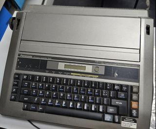 （分類：）位於 。 由 kenhoyk200367285 提交（商品編號 1460559141，圖片 1）。簡介： 。