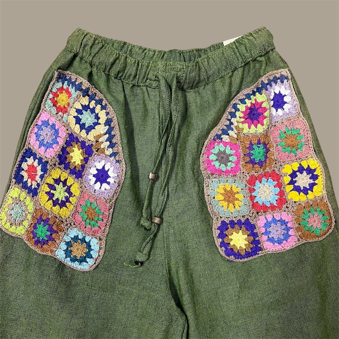 PatchWork Knitted Pants (Category: Other Bottoms) located in Sungai Petani. Submitted by aleekenotsleep (Listing ID 1460576127, Image 2). Description: Waist 30 Length 31 .