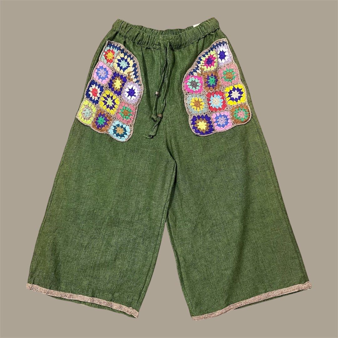 PatchWork Knitted Pants (Category: Other Bottoms) located in Sungai Petani. Submitted by aleekenotsleep (Listing ID 1460576127, Image 1). Description: Waist 30 Length 31 .