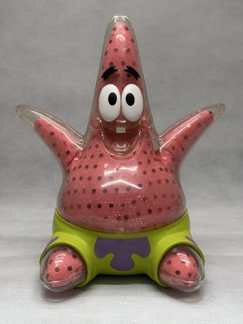 Patrick Star x Kidrobot 8 inches (Category: Designer & Blind Box Toys) located in Manila. Submitted by akosijuan15 (Listing ID 1460514267, Image 1). Description: Kidrobot x Patrick Star x Art toy Complete with box 6000 pesos/Negotiable Pm for more details.