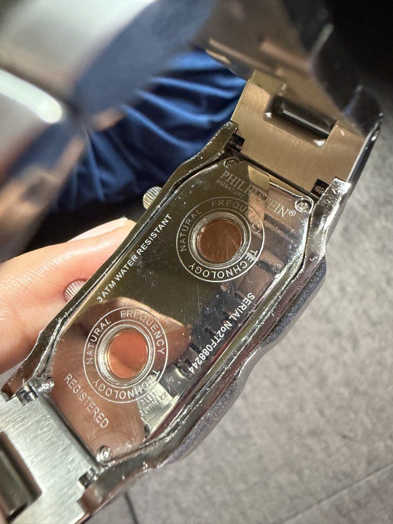 Philip Stein (Category: Women's Watches) located in Quezon City. Submitted by r2wph (Listing ID 1460570547, Image 2). Description: Small face With box .