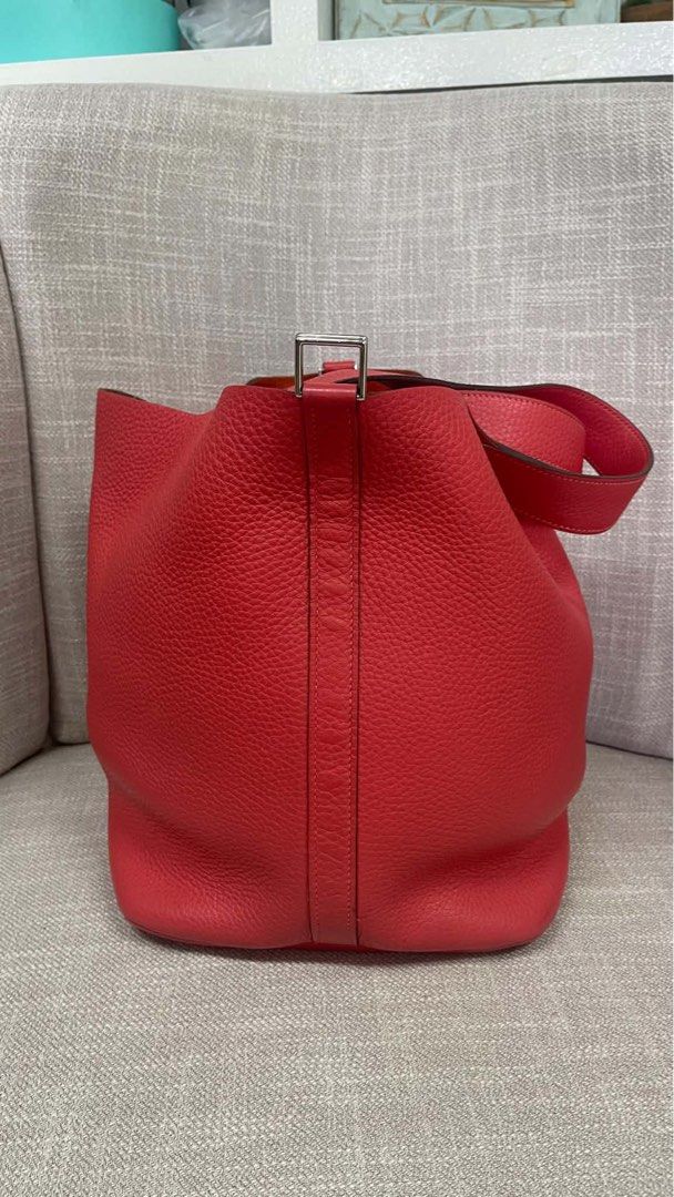 Picotin 26 Rose Jaipur (Category: Luxury Bags & Wallets) located in Makati City. Submitted by dgcurated09 (Listing ID 1460648042, Image 2). Description: Rose Jaipur StampT With lock and dustbag.