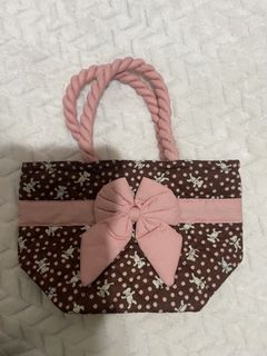 (Category: ) located in . Submitted by lalluviashop (Listing ID 1460701769, Image 1). Description: .