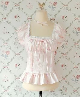(Category: ) located in . Submitted by adore.armoire (Listing ID 1460653247, Image 1). Description: .