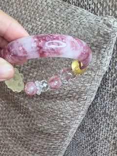 (Category: ) located in . Submitted by cavalierdolls (Listing ID 1460544553, Image 1). Description: .