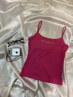 (Category: ) located in . Submitted by nixies.apparel (Listing ID 1460691535, Image 1). Description: .