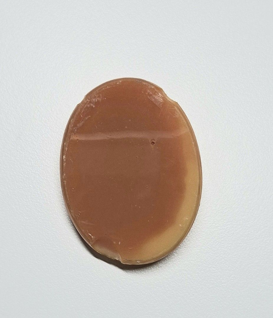 Plastic Cameo (Category: Other Accessories) located in Makati City. Submitted by archaic532shop (Listing ID 1460659053, Image 2). Description: ■Approximate Dimensions: H-5.7 cm L- 4.2 cm IMPORTANT NOTES: • Clients with OFFERS will be prioritized. • Selling in “As Is “condition (no warranty or guarantees) Accept all flaws before and after purchase. No returns. No exchange of items. • All items are pre-owned unless declared New • Conversation regar