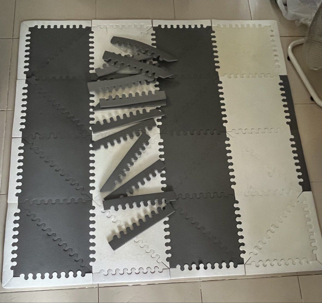 Play mat/ Rubber puzzle mat (Category: Infant Playtime) located in Santa Rosa. Submitted by january2828 (Listing ID 1460521790, Image 1). Description: 16 squares with trimmings Needs cleaning Will send the extra side trimmings on photo too .